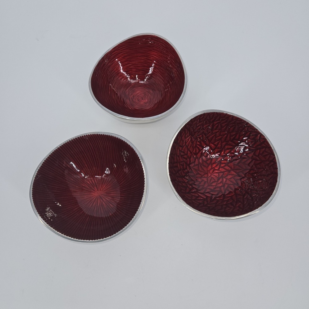 Simplydesignz Red‎ Enamel Aluminum Bowl Set of 3 Modern Decor India 5.75in Nuts